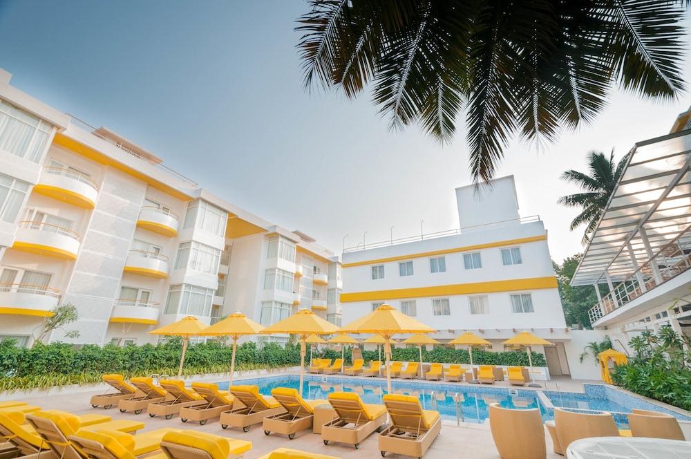 Bloomsuites L Calangute Ngoại thất bức ảnh